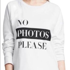 Banana Republic Sweatshirt “no photos please” XS